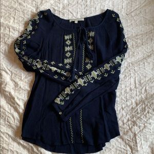 Long sleeve embroidered top